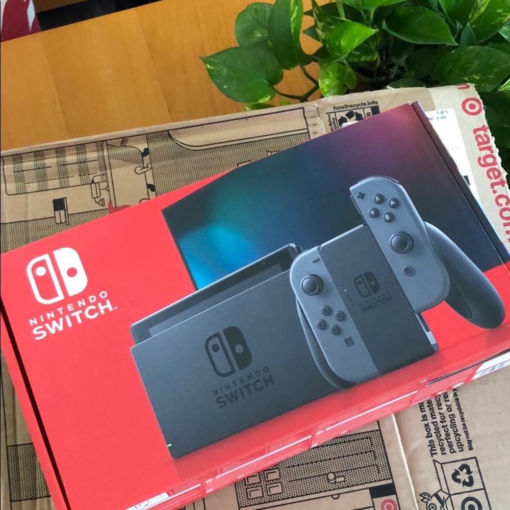 Nintendo Switch Console